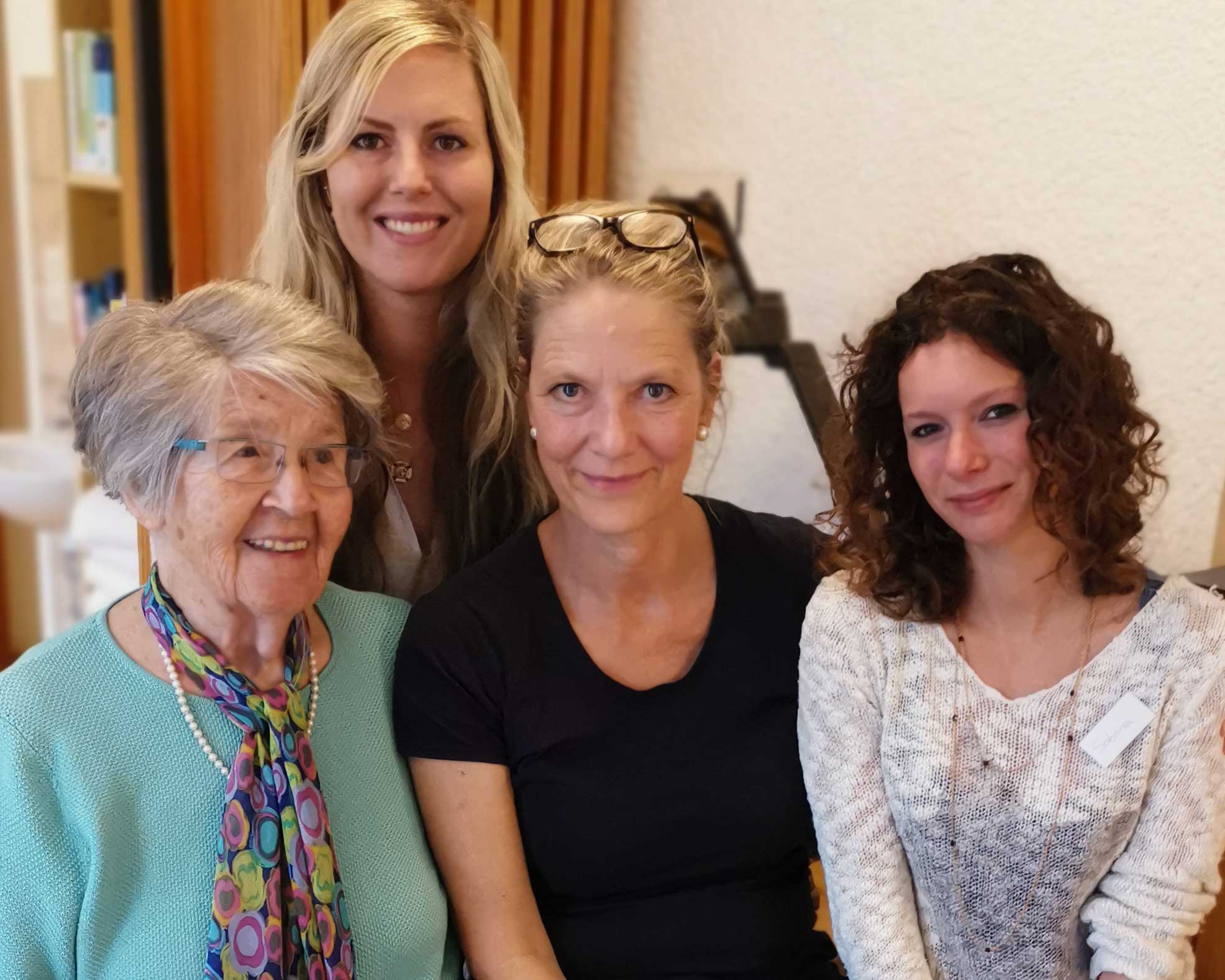 Hanne Marquardt und das Team der Praxis Dr. Ricken